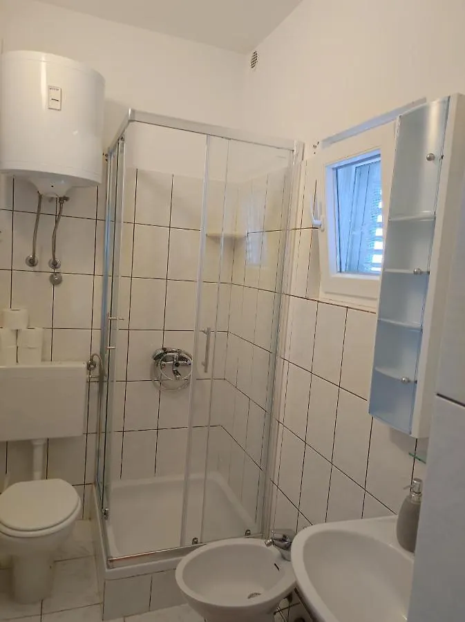Apartments Veni Up Stari Grad  0*, Starigrad Paklenica Kroatien