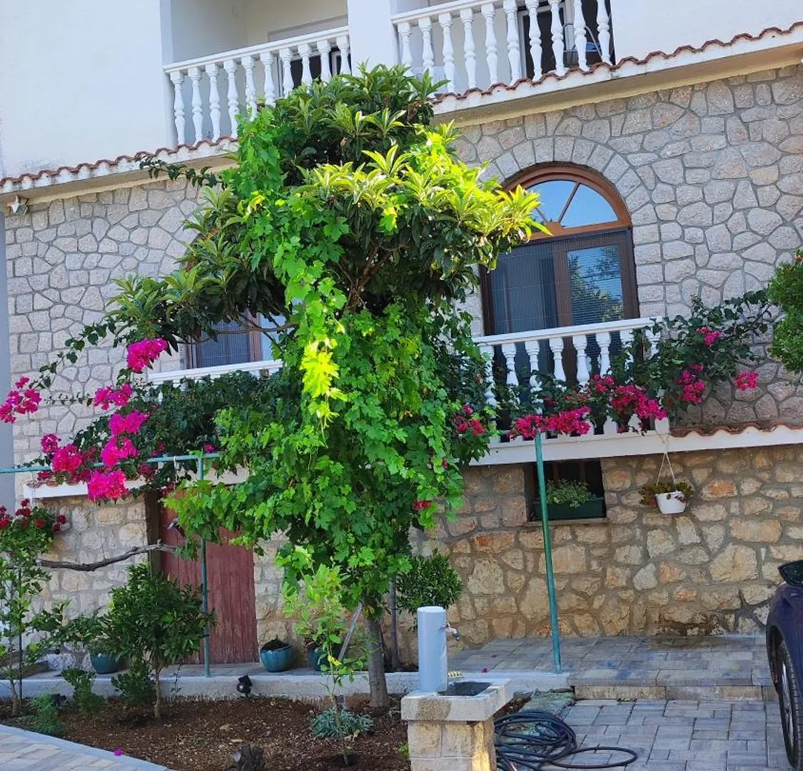 Apartments Veni Up Stari Grad